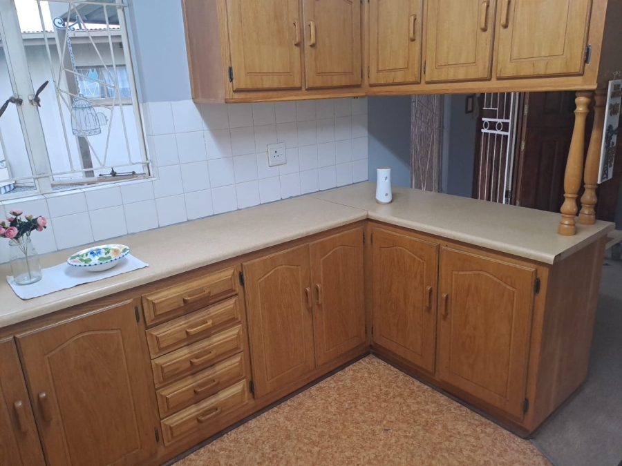 To Let 1 Bedroom Property for Rent in Generaal De Wet Free State